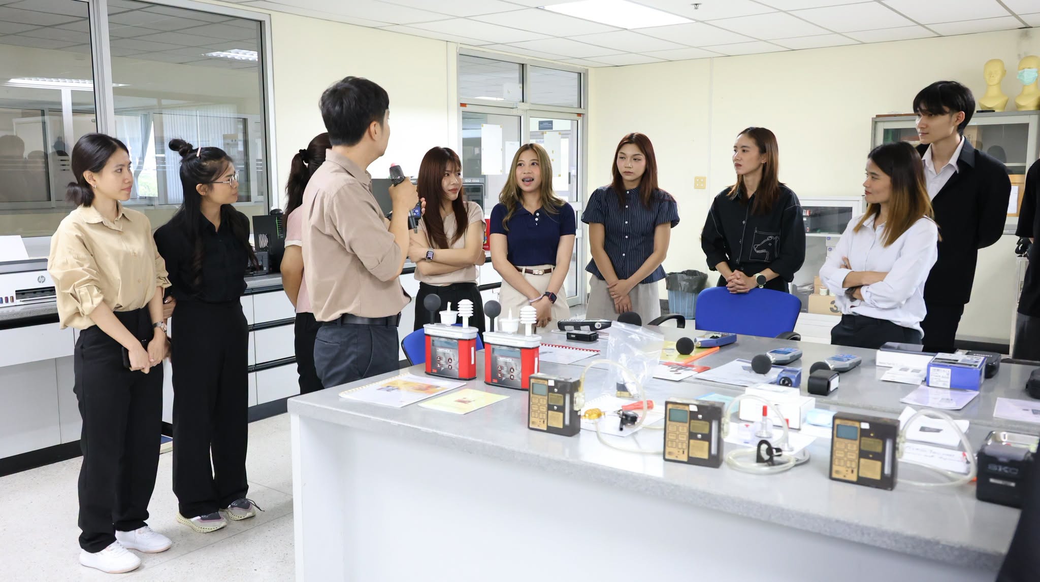ภาพบรรยากาศกิจกรรม Pre-Program เตรียมความพร้อมนักศึกษาใหม่ ระดับบัณฑิตศึกษา